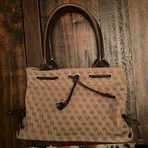 Vintage Dooney and Bourke Purse